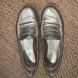 Metallic Sperry Slip-on